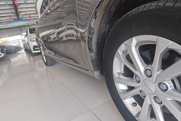 Used Geely Auto Emgrand 2021 UP 1.5L CVT Comfort Model Right Side Sill