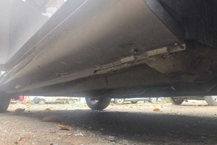 Used Geely Auto Emgrand 2021 UP 1.5L CVT Luxury Model Right Side Sill