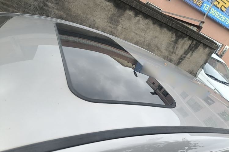 Used Geely Auto Emgrand 2021 UP 1.5L CVT Luxury Model Roof