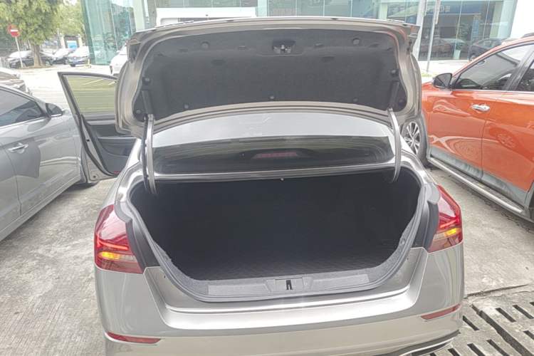 Used Geely Auto Emgrand 2021 UP 1.5L CVT Comfort Model Trunk
