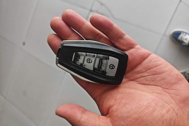 Used Geely Auto Emgrand 2021 UP 1.5L CVT Comfort Model Vehicle Key