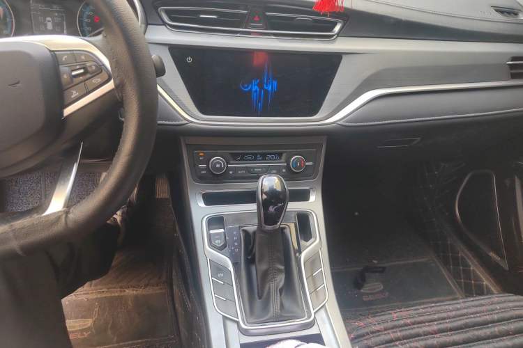 Used Geely Auto Emgrand 2021 UP 1.5L CVT Luxury Model Audio And AC Panel