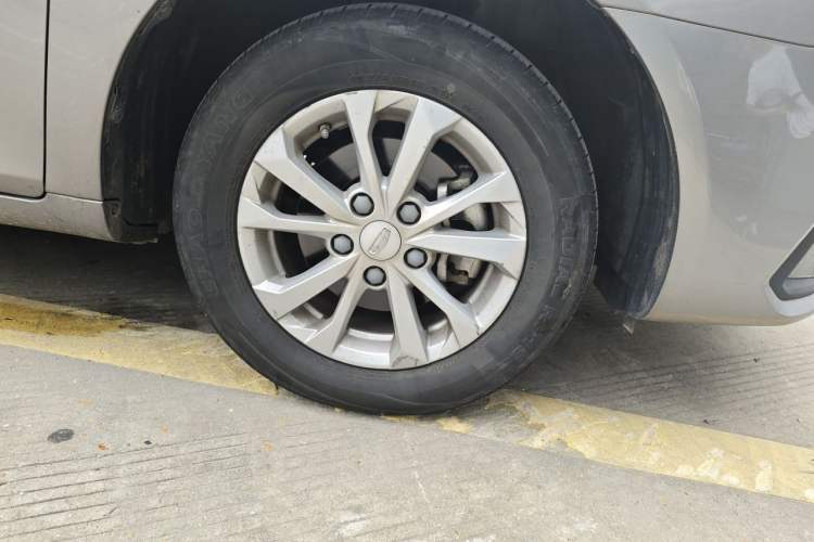 Used Geely Auto Emgrand 2021 UP 1.5L Manual Comfort Model Exterior 7