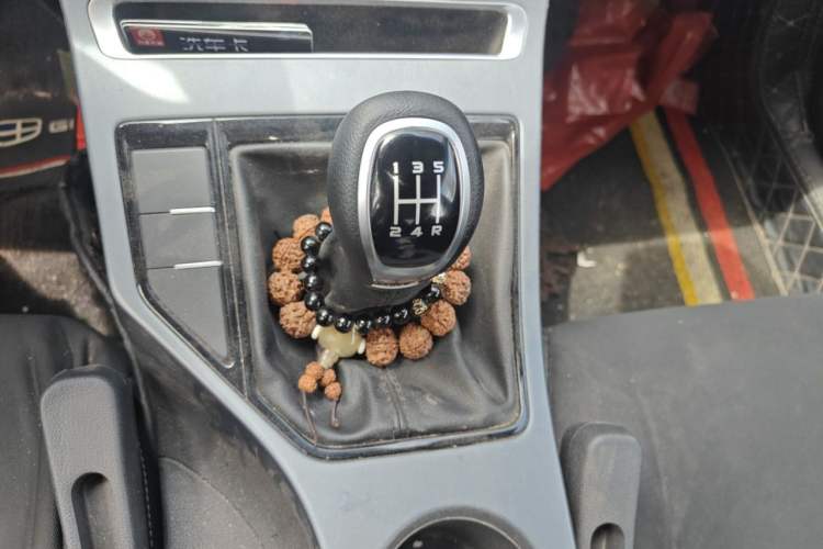 Used Geely Auto Emgrand 2021 UP 1.5L Manual Comfort Model Gear Lever