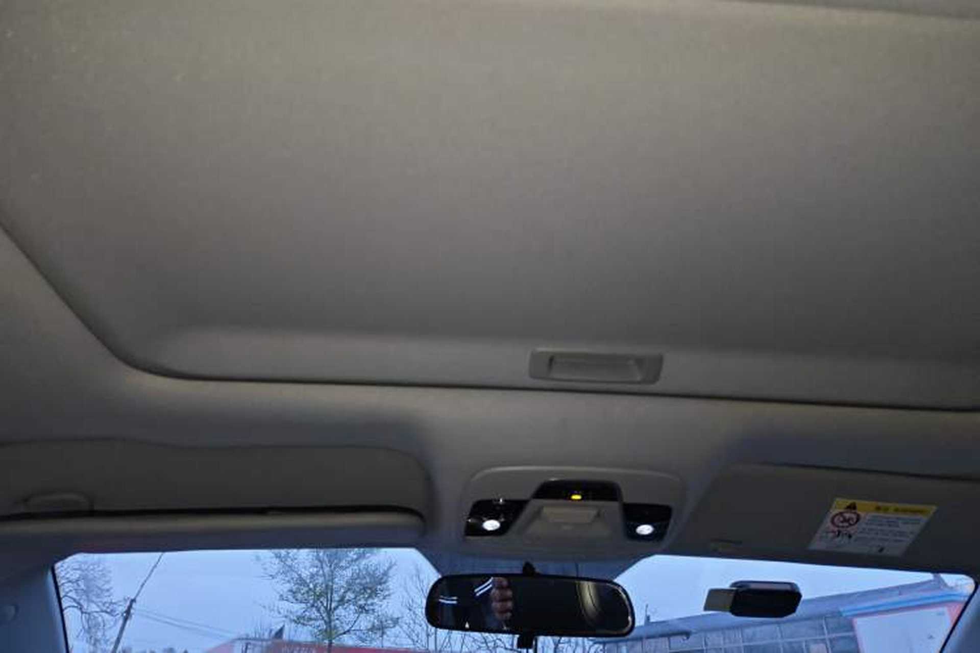 Used Geely Auto Emgrand 2021 UP 1.5L CVT Luxury Model Headliner