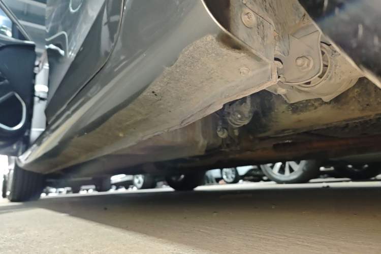 Used Geely Auto Emgrand 2021 UP 1.5L CVT Luxury Model Left Side Sill