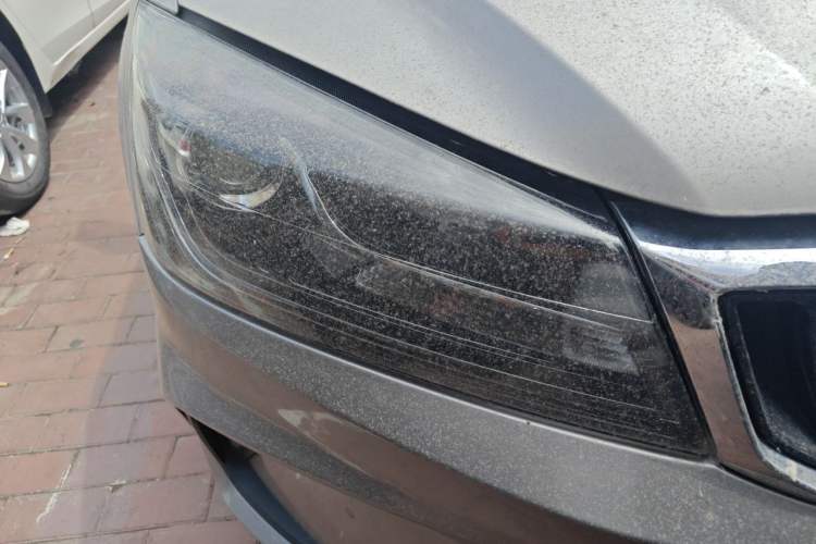 Used Geely Auto Emgrand 2021 UP 1.5L Manual Comfort Model Right Front Headlight