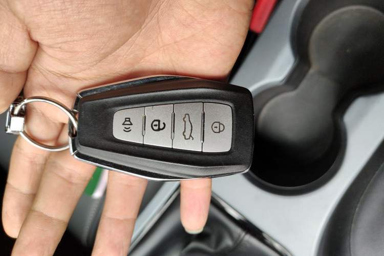 Used Geely Auto Emgrand 2021 UP 1.5L Manual Luxury Model Vehicle Key