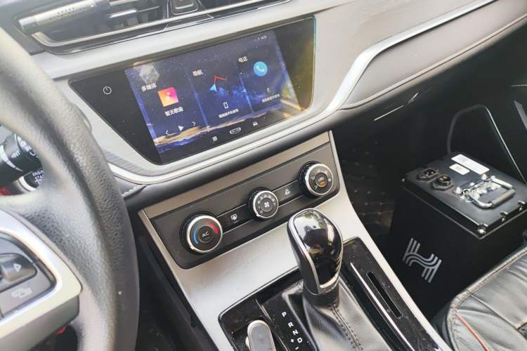 Used Geely Auto Emgrand 2021 UP 1.5L CVT Comfort Model Audio And AC Panel