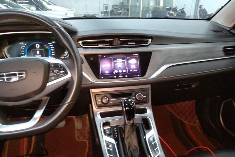 Used Geely Auto Emgrand 2021 UP 1.5L CVT Advanced Edition Audio And AC Panel