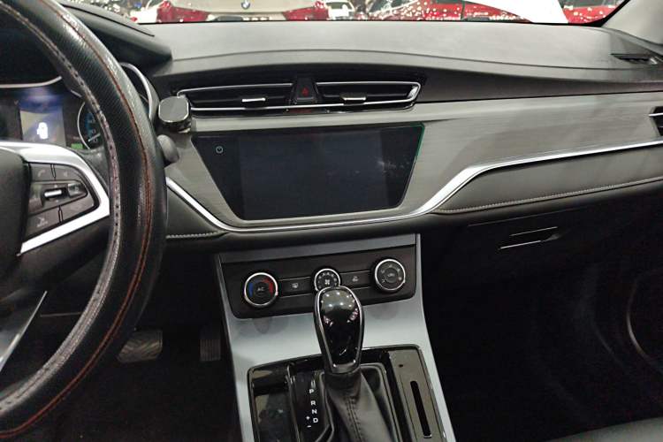 Used Geely Auto Emgrand 2021 UP 1.5L CVT Comfort Model Audio And AC Panel