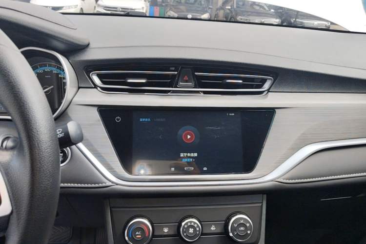 Used Geely Auto Emgrand 2021 UP 1.5L CVT Comfort Model Audio And AC Panel