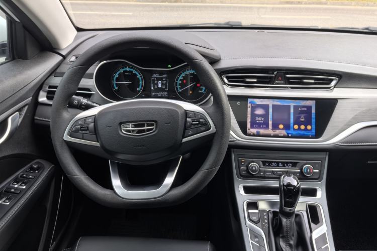Used Geely Auto Emgrand 2021 UP 1.5L CVT Luxury Model Audio And AC Panel