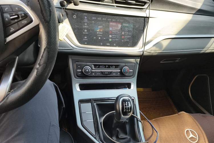 Used Geely Auto Emgrand 2021 UP 1.5L Manual Luxury Model Audio And AC Panel