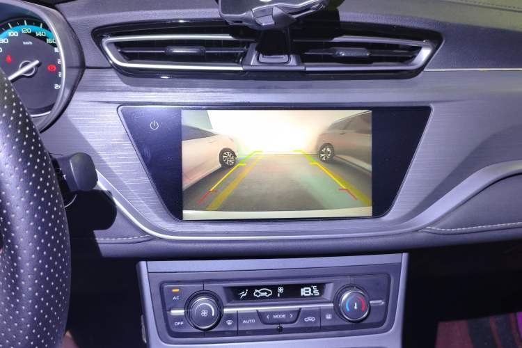 Used Geely Auto Emgrand 2021 UP 1.5L CVT Luxury Model Audio And AC Panel