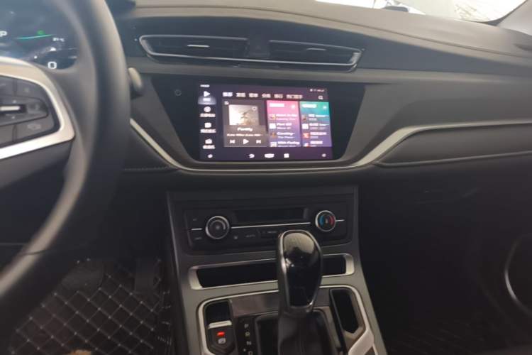 Used Geely Auto Emgrand 2021 UP 1.5L CVT Advanced Edition Audio And AC Panel
