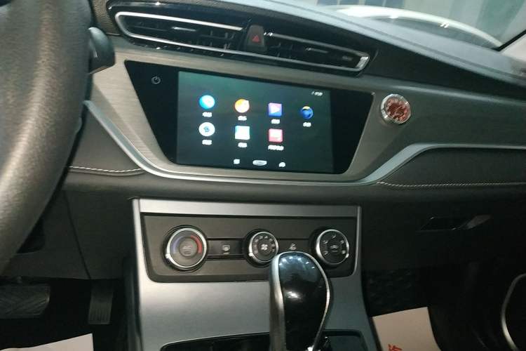 Used Geely Auto Emgrand 2021 UP 1.5L CVT Comfort Model Audio And AC Panel