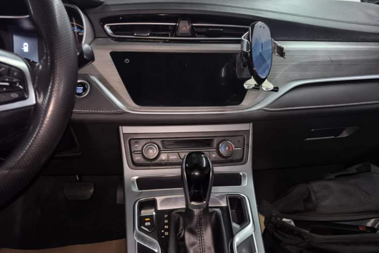 Used Geely Auto Emgrand 2021 UP 1.5L CVT Luxury Model Audio And AC Panel