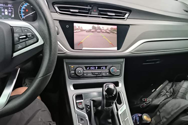 Used Geely Auto Emgrand 2021 UP 1.5L CVT Luxury Model Audio And AC Panel