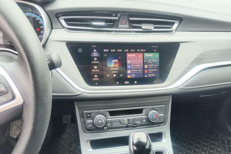 Used Geely Auto Emgrand 2021 UP 1.5L CVT Luxury Model Audio And AC Panel