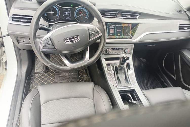 Used Geely Auto Emgrand 2021 UP 1.5L CVT Luxury Model Center Console