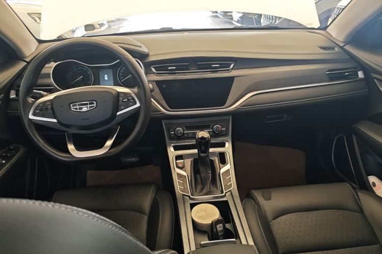 Used Geely Auto Emgrand 2021 UP 1.5L CVT Luxury Model Center Console