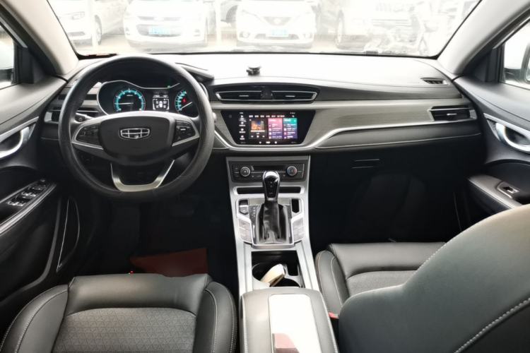 Used Geely Auto Emgrand 2021 UP 1.5L CVT Luxury Model Center Console