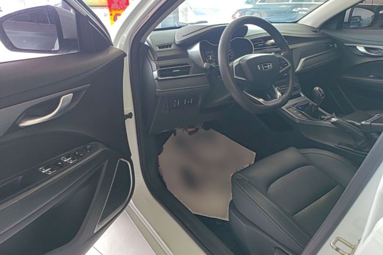 Used Geely Auto Emgrand 2021 UP 1.5L Manual Luxury Model Driver Seat