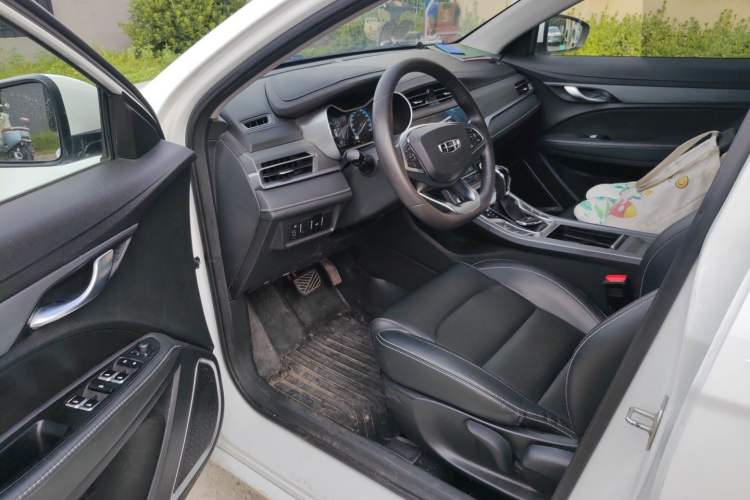 Used Geely Auto Emgrand 2021 UP 1.5L CVT Luxury Model Driver Seat