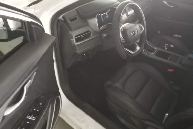 Used Geely Auto Emgrand 2021 UP 1.5L CVT Luxury Model Driver Seat