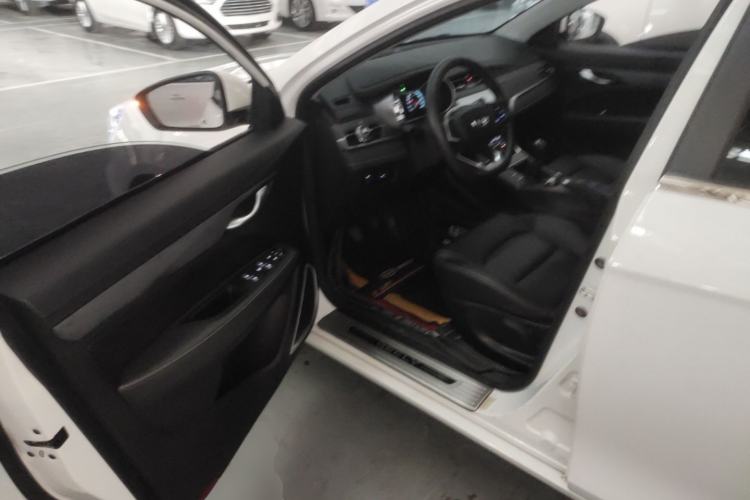 Used Geely Auto Emgrand 2021 UP 1.5L Manual Luxury Model Driver Seat