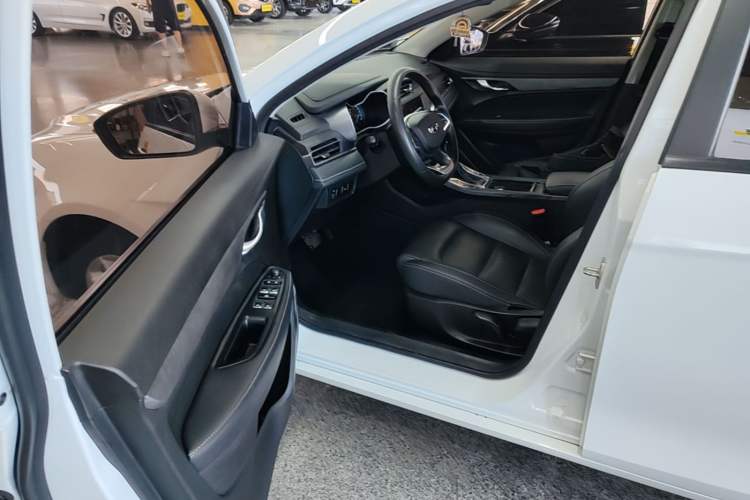 Used Geely Auto Emgrand 2021 UP 1.5L CVT Luxury Model Driver Seat