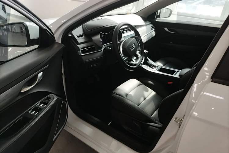 Used Geely Auto Emgrand 2021 UP 1.5L CVT Luxury Model Driver Seat