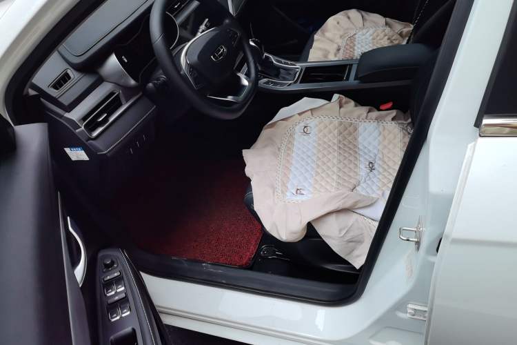 Used Geely Auto Emgrand 2021 UP 1.5L CVT Luxury Model Driver Seat
