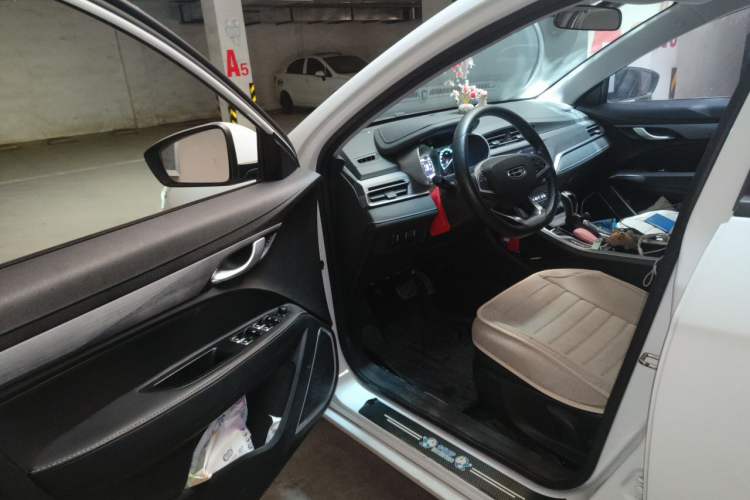 Used Geely Auto Emgrand 2021 UP 1.5L CVT Luxury Model Driver Seat