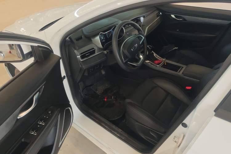 Used Geely Auto Emgrand 2021 UP 1.5L CVT Luxury Model Driver Seat
