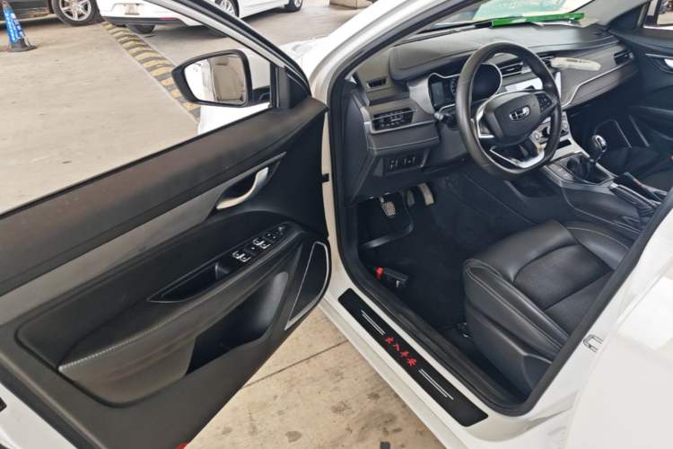 Used Geely Auto Emgrand 2021 UP 1.5L Manual Comfort Model Driver Seat