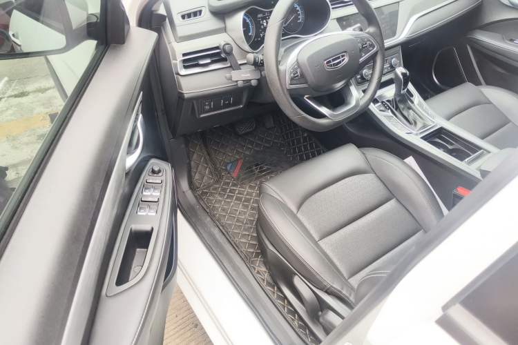 Used Geely Auto Emgrand 2021 UP 1.5L CVT Luxury Model Driver Seat