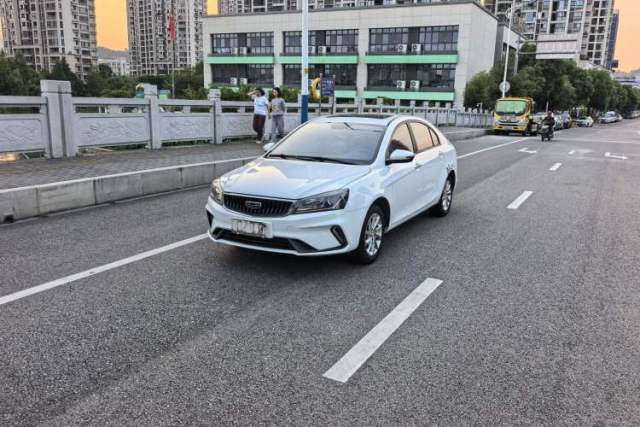 Geely Auto Emgrand 2021 UP 1.5L Manual Luxury Model с пробегом