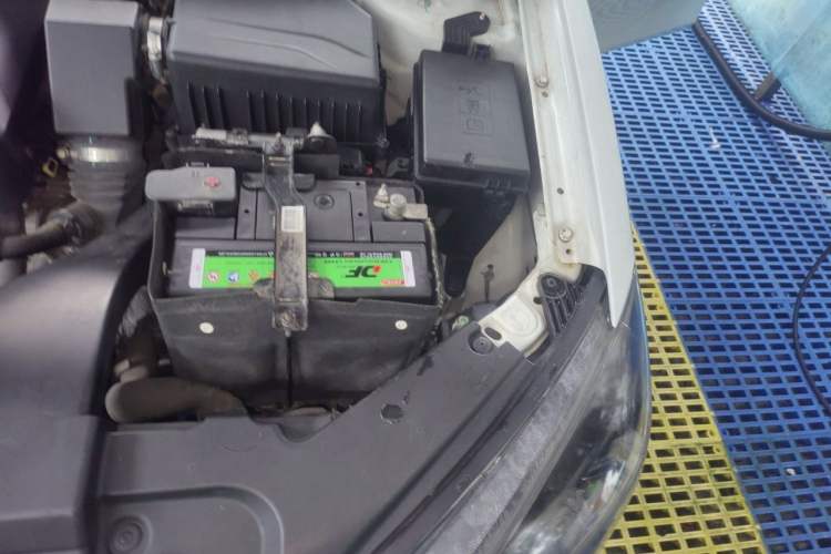 Used Geely Auto Emgrand 2021 UP 1.5L CVT Luxury Model Engine Bay Left