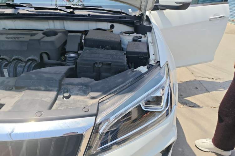 Used Geely Auto Emgrand 2021 UP 1.5L CVT Navigation Edition Engine Bay Left