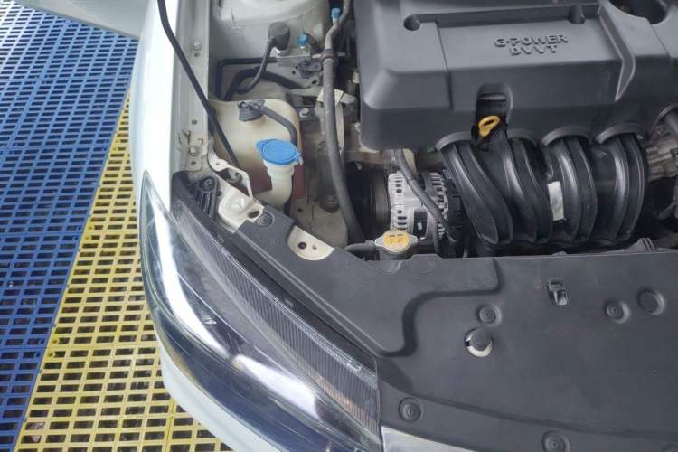 Used Geely Auto Emgrand 2021 UP 1.5L CVT Luxury Model Engine Bay Right