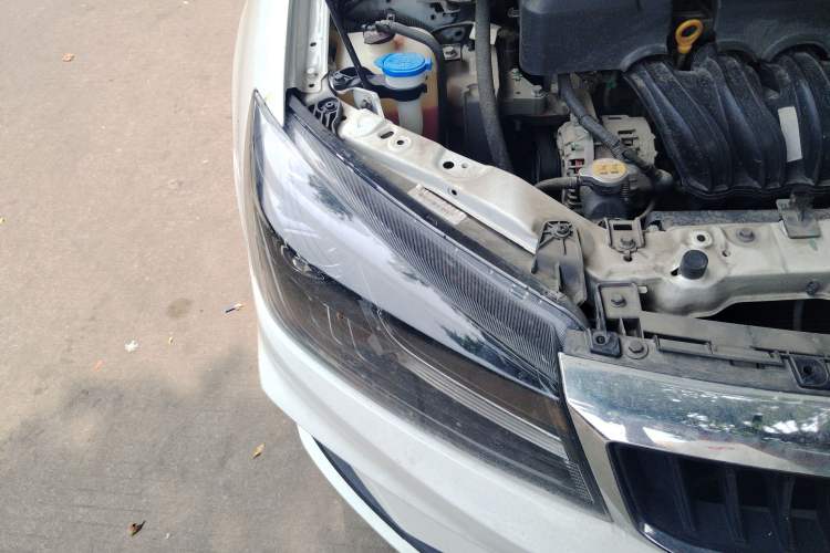 Used Geely Auto Emgrand 2021 UP 1.5L CVT Luxury Model Engine Bay Right