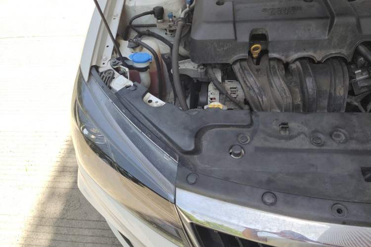 Used Geely Auto Emgrand 2021 UP 1.5L Manual Luxury Model Engine Bay Right