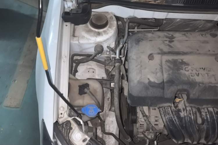 Used Geely Auto Emgrand 2021 UP 1.5L CVT Luxury Model Engine Bay Right