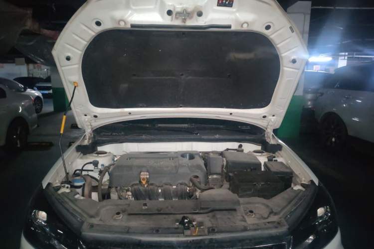 Used Geely Auto Emgrand 2021 UP 1.5L CVT Luxury Model Engine Bay