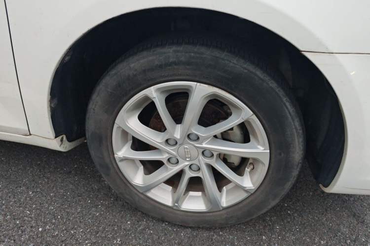 Used Geely Auto Emgrand 2021 UP 1.5L CVT Luxury Model Exterior 1