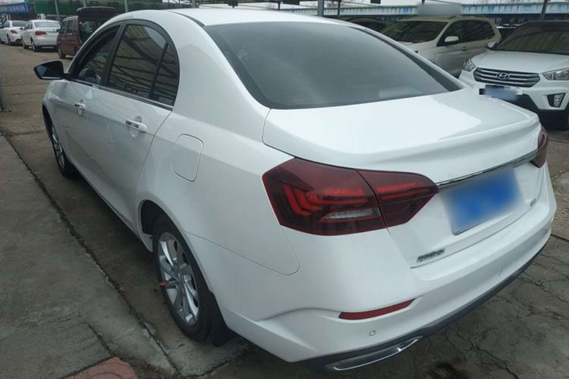Used Geely Auto Emgrand 2021 UP 1.5L CVT Advanced Edition Exterior 2
