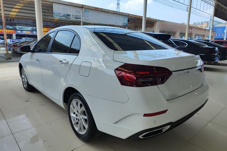 Used Geely Auto Emgrand 2021 UP 1.5L CVT Luxury Model Exterior 2
