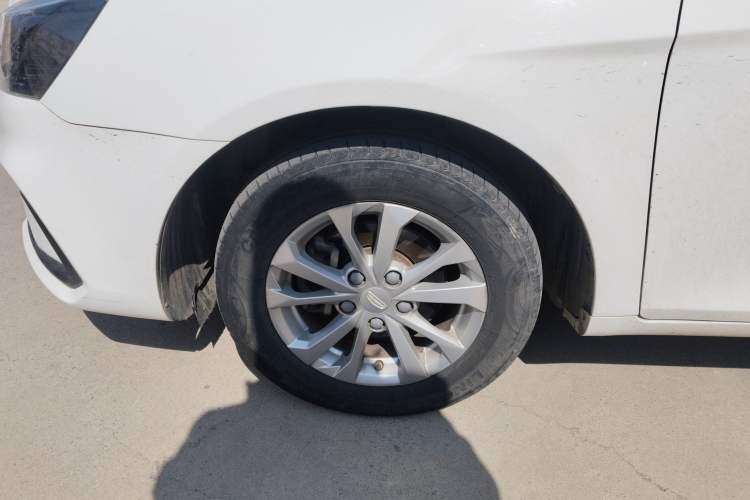Used Geely Auto Emgrand 2021 UP 1.5L CVT Comfort Model Exterior 2